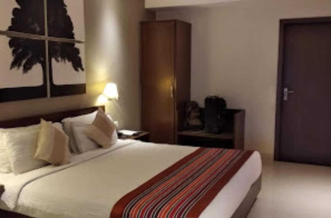 Orbit Hotel - Bagdogra Exteriér fotografie